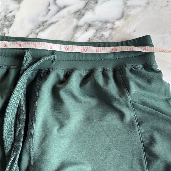 Fabletics Forest Green Pull-up Joggers w/ Side Pockets Women’s Medium - Picture 6 of 10